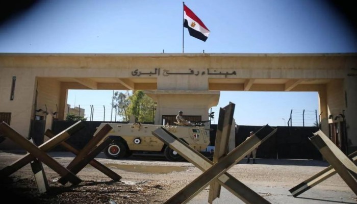 القاهرة تعلن فتح معبر رفح لعودة الفلسطينيين لغزة الاثنين.. والاحتلال ينفي