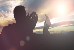 كيف تنجو في يوم لا ينفع فيه مال ولا بنون؟