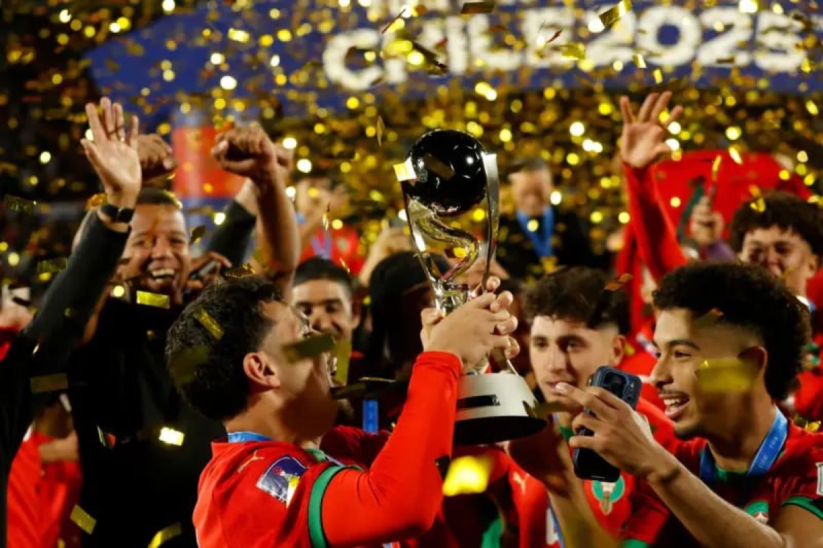 كيف أدى الفساد إلى هروب الرياضيين من مصر في وقت تفوز فيه المغرب بكأس العالم للناشئين؟