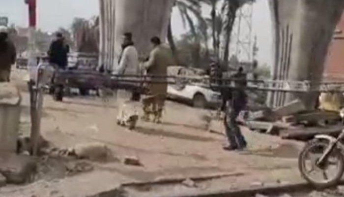 مزلقان كوم يعقوب: مصيدة الموت المستمرة في أبوتشت.. وتقصير حكومة الانقلاب يفاقم الأزمة (فيديو)