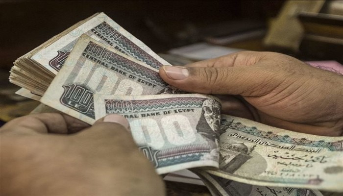 مطالبات برفع الحد الأدنى للأجور إلى 9 آلاف جنيه تماشيًا مع الآثار المترتبة على زيادة أسعار الوقود
