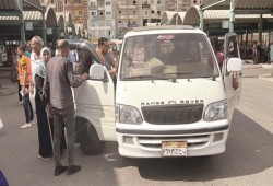 «الأجرة حسب المزاج" في جمهورية الميكروباص بالبحيرة بعد رفع الوقود... والمواطن: فين جحافل الداخلية؟!!