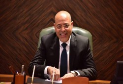 الحد الأدنى للأجور بين الواقع والتصريحات.. جدل واسع بعد رفض وزير العمل رفعه إلى 9 آلاف جنيه
