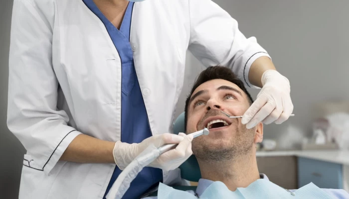 انتبه لصحة فمك.. أمراض الأسنان واللثة تزيد خطر الإصابة بالسكتة الدماغية