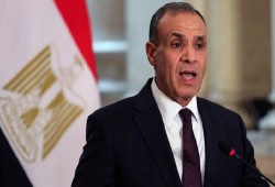 لقاء بدر عبد العاطي ونائب ترمب يثير الجدل: القاهرة تُساير واشنطن في الضغط على حماس والمقاومة ترفض التفكيك