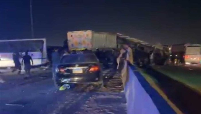 مصر ع وإصابة 47 بحادث تصادم في طريق "القاهرة–السويس"