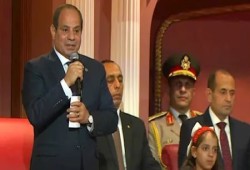 مؤتمر "مصر وطن السلام"... استعراض سلطوي ومحاولة يائسة لصناعة نصر زائف للسيسي "فيديو"