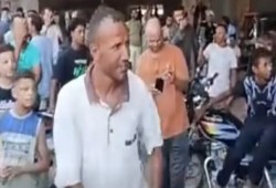 شاهد|| قوات أمن بزي مدني ومعدات حكومية للاستيلاء على أراضي جديدة بالوراق...والأهالي يواجهون بصدورهم