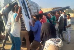 إصابة 9 فتيات في انقلاب ميكروباص بالغربية تكشف واقع البنية المهترئة
