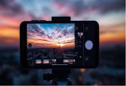 7 طرق لالتقاط صورة بهاتفك عن بعد.. إليك أبرز المزايا  