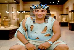 أسامة رشدي: بين فخر توت عنخ آمون وخيبة السيسي.. المتحف المصري الكبير يُفتتح ومصر تغرق في الفقر