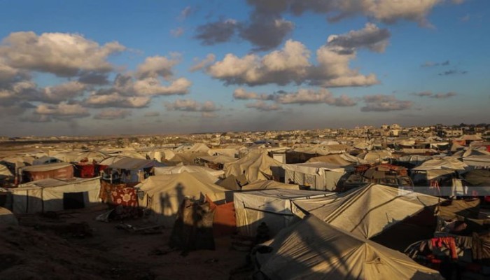 الشتاء يفرد ظلاله على سكان الخيام في غزة: إنذار إنساني لقطاع يرزح تحت الحصار والبرد