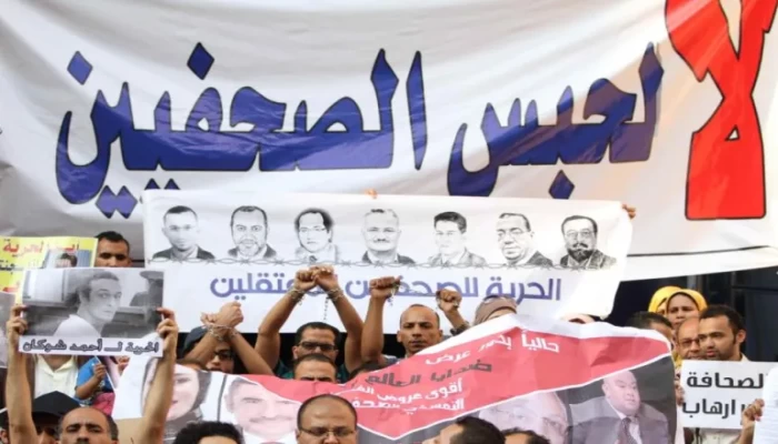 صحفيون في سجون الانقلاب والتهمة: صاحب قلم