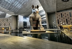 أزمة صامتة بين القاهرة والرياض.. "موسم الرياض" يتصدر بعد حملة سعودية ضد افتتاح المتحف المصري الكبير