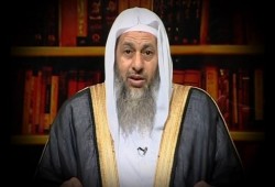 إخلاء سبيل الشيخ مصطفى العدوي بعد توقيفه بسبب احتفال المتحف المصري الكبير