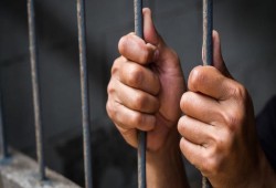 رسالة موجعة من ابنة معتقل سياسي إلى الأمن الوطني
