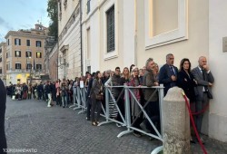 بين حضور 18 ألف في القاهرة و50 ألف في روما: كيف فشل افتتاح المتحف المصري في جذب الزائرين؟