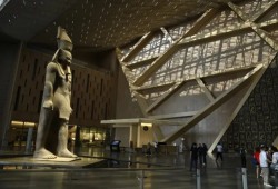 متى سيبيع السيسي المتحف المصري الكبير؟ كما يفعل مع مشاريعه الكبرى: العاصمة الإدارية والمونوريل!