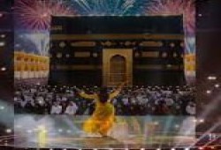 شاهد || من حفلات تعري "جنيفر لوبيز" إلى اعتقال المعتمرين: تناقضات السعودية تغذي دعوات تدويل الحرمين