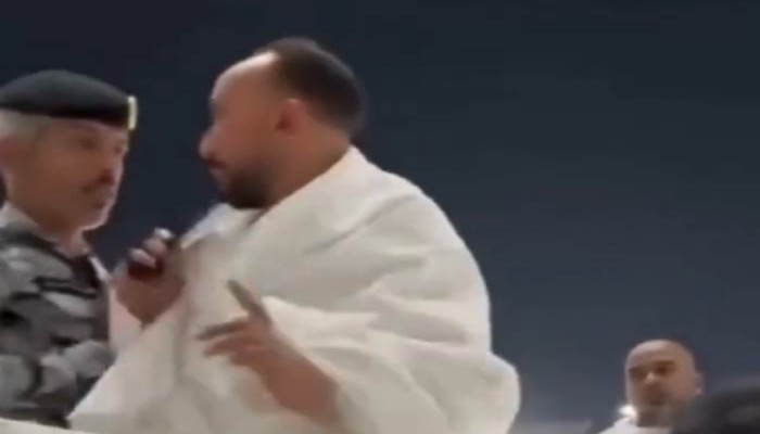 ردود فعل هزيلة.. في السعودية يُهان المصريون معتمرون كانوا أو عمّالاً 