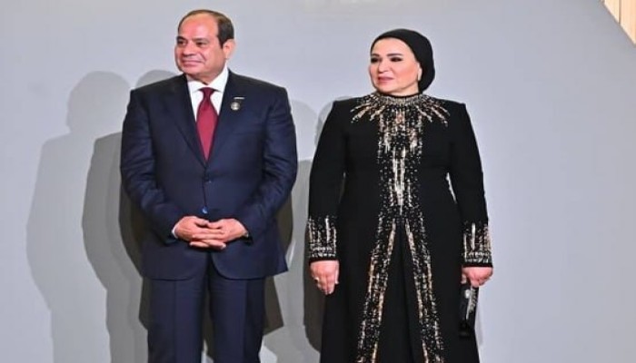 إشادة انتصار السيسي بافتتاح المتحف.. تحدي للمصريين الغاضبين؟ أم دعم لفناكيش زوجها