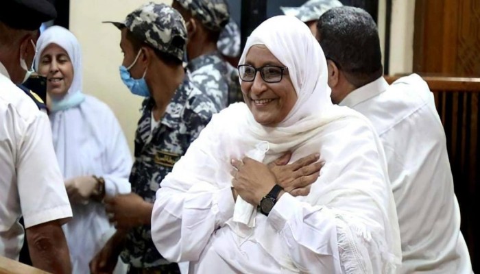 أكملت 7 سنوات خلف القضبان.. دعوة عاجلة للإفراج عن هدى عبدالمنعم بسبب تدهور حالتها الصحية 