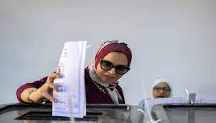 المقعد بـ 70 مليون جنيه.. ما الذي سيجنيه أصحاب "المال السياسي" من ترشحهم للبرلمان؟ 