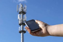 11 طريقة للتغلب على مشكلة ضعف إشارة الهاتف في المنزل