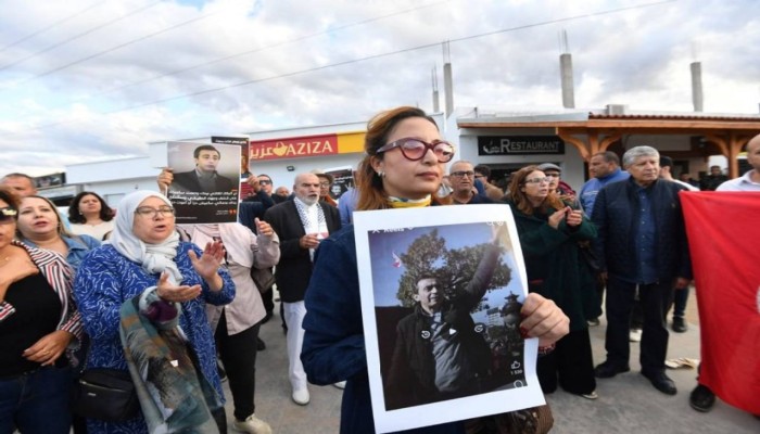 إضراب تضامُنِي يوسّع دائرة الاحتجاج في تونس: الغنوشي ومعارضون ينضمون دعمًا لجوهر بن مبارك