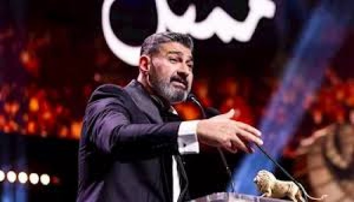 قوات جزائرية بميدان التحرير.. ياسر جلال "فتي السيسي المدلل" يُزيّف التاريخ لمصلحة من؟