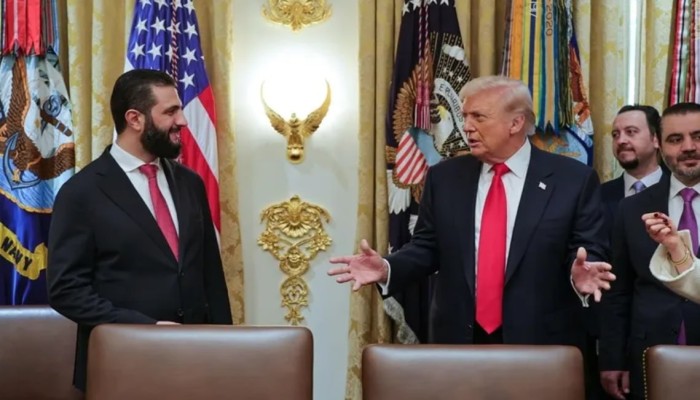 زيارة تكسر القطيعة.. لقاء “تاريخي” بين ترامب والشرع يفتح صفحة جديدة في العلاقات السورية الأميركية