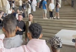 فيديو || اعتقال شاب بعد تلاوته القرآن داخل المتحف المصري الكبير