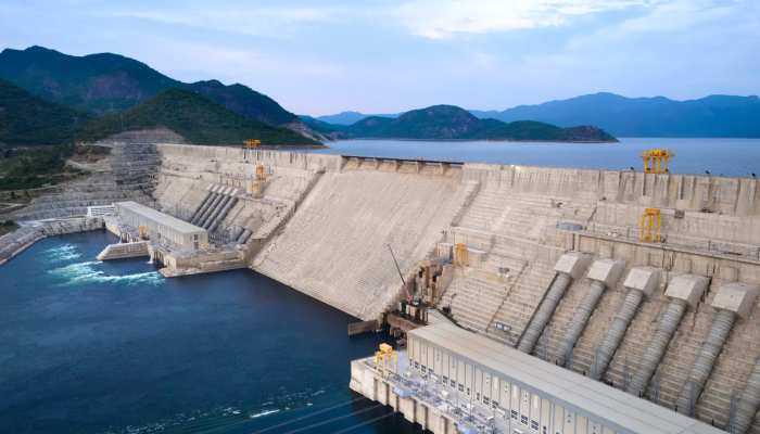 "بيرميتريكس": الاستثمارات الأجنبية في مصر ستتجه إلى إثيوبيا بفضل سد النهضة