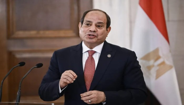 قانون الإجراءات الجنائية الجديد: السيسي يصدق على شرعنة القبضة الأمنية ويهدم ما تبقى من دولة القانون