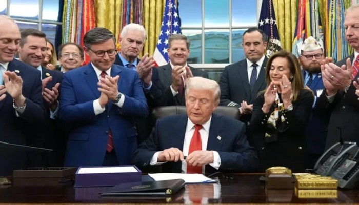 انتهاء أطول إغلاق حكومي في تاريخ الولايات المتحدة: تمويل مؤقت وأزمات مؤجلة