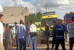 فيديو || إصابة 14 شخصًا في حادث تصادم بطريق دمنهور – الإسكندرية