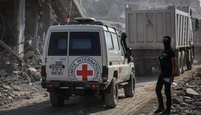 كتائب القسام وسرايا القدس تسلمان جثة أسير إسرائيلي مساء اليوم