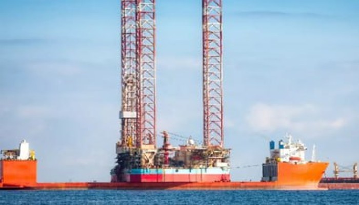 إيران تحتجز ناقلة "تالارا" في مضيق هرمز بمياه الخليج وسط تصعيد التوترات مع الغرب