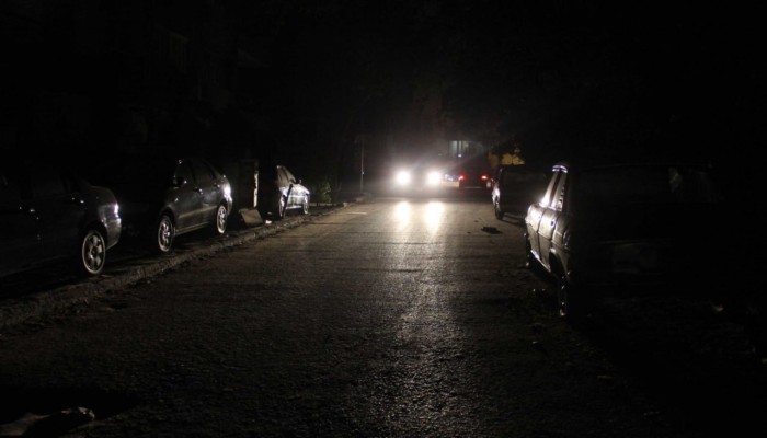 انقطاع مفاجئ للكهرباء يشل 17 قرية بكفر الشيخ.. غضب شعبي في ظل تبريرات “الصيانة الدورية”