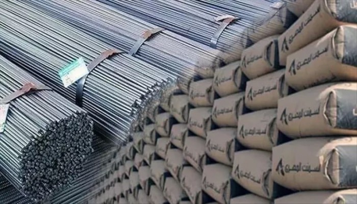 فوضى أسعار مواد البناء: ارتفاع الحديد وتلاعب بالأسمنت وسط غياب تام لحكومة الانقلاب
