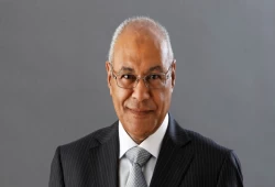 بين المديح المشروع وصناعة البطولة: قراءة نقدية في دلالات خطاب العوّا عن السيسي