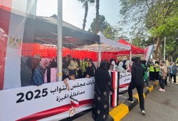 تناقضات "أحزاب الموالاة" بشأن الانتخابات.. قبل بيان السيسي: لم نشهد تجاوزات.. بعده: ترسيخ للنزاهة والشفافية!!