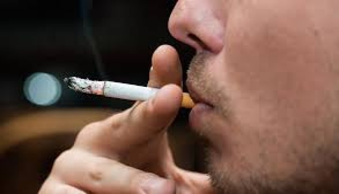 عدد السجائر التي تدخنها يوميًا تزيد خطر إصابتك بأزمة قلبية