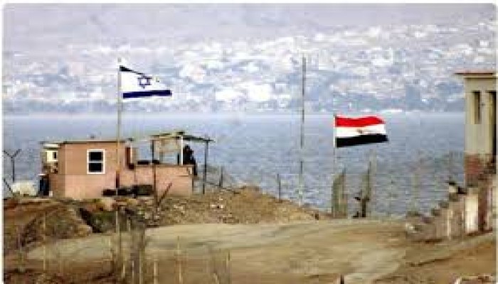 معاريف || 900 عملية تهريب عبر المنطقة الحدودية مع مصر ضالع فيها 300 بدوي  