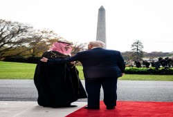 النيويورك تايمز || ولي العهد السعودي يملك خططًا ضخمة لكن صندوقه السيادي العملاق يعاني شح السيولة