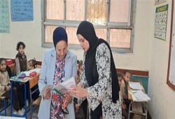 "1000 جنيه صعب المنال".. كيف حولت وزارة التعليم حافز السيسي إلى "أداة إذلال" للمعلمين؟