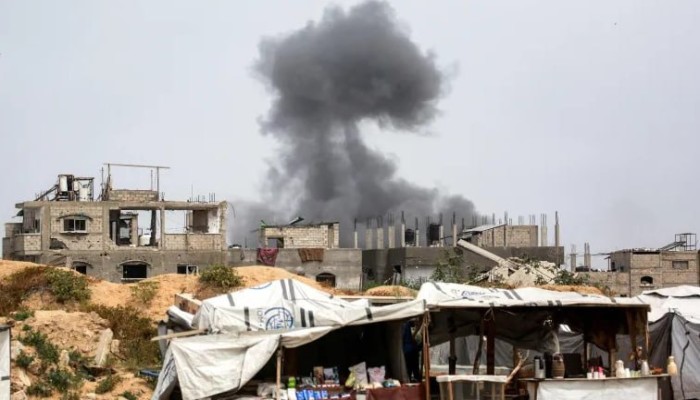 غزة تحت النار مجددًا: غارات إسرائيلية ونسف منازل وسط كارثة إنسانية متفاقمة