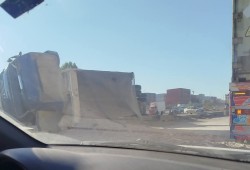 خطف الأرواح وكوارث الطرق: حوادث مرورية في الإسكندرية وأسوان وشمال سيناء والواحات والجيزة والمنيا