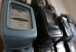 حكومة "الجباية" تواصل نهب المواطنين وتهدد برفع 42 مليون عداد قديم.. 12 فخًا لنزع العداد والعيش في الظلام