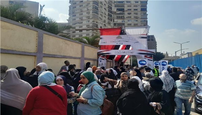 فيديو || سيناريو برلمان 2010 يطل من جديد.. الفقي يحذر من "عوار دستوري" وبكري يرد بـ "كرسي في الكلوب"